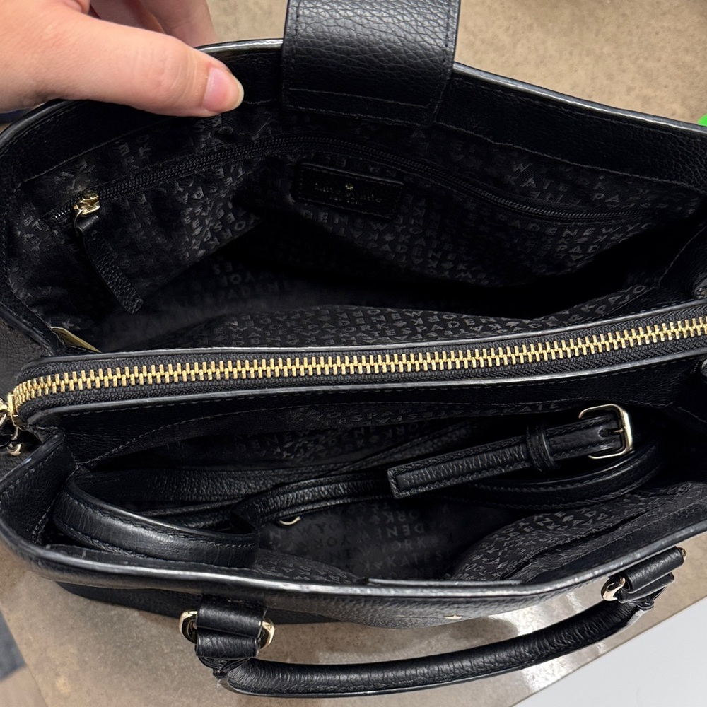 Black Leather Handbag - Picture 3 of 5